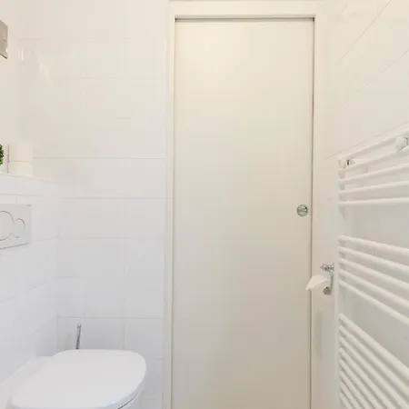 Le Minerve Yourhosthelper Cannes Exterior photo