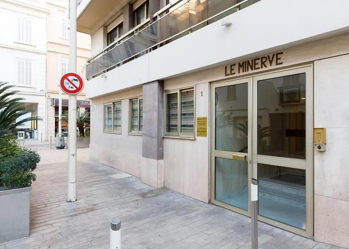 Le Minerve Yourhosthelper